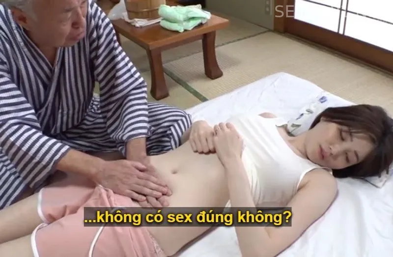 Người yêu của con trai bị đau nhức nhờ bố ông chồng có nghề mát-xa đấm bóp và cái kết